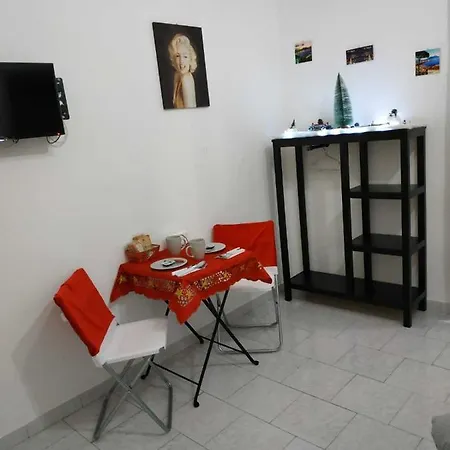 Titty House Apartment *