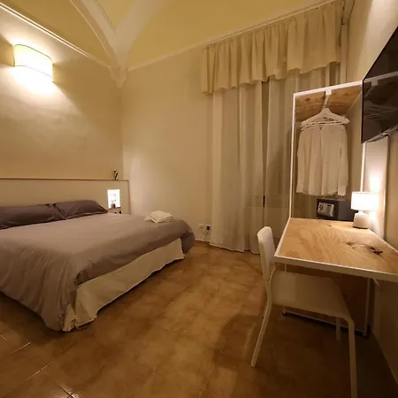 Virginrooms *