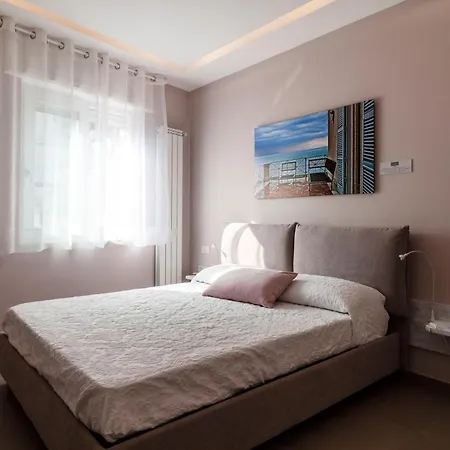Dimorart Design In Apartment Naples