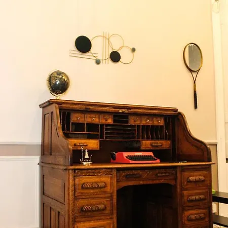 فندق مبيت وإفطار Le Chiavi Di Casa نابولي