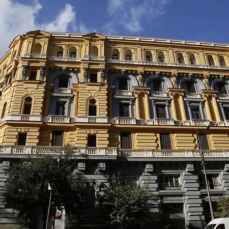 Mariana Luxury * Naples