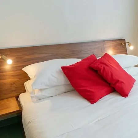 Bed & Breakfast 21 Armeno 2*