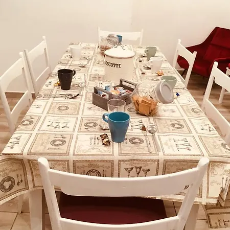 Giu Al Centro Bed & Breakfast 2*
