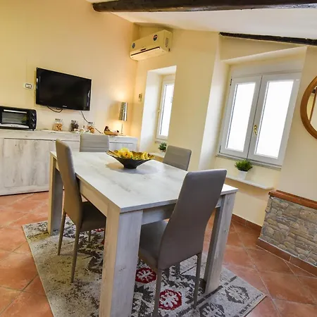 La Mansarda Holiday home *