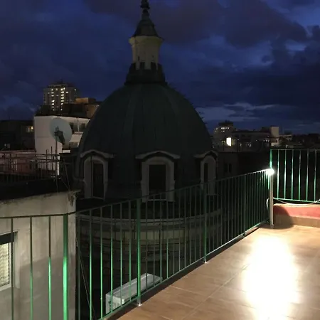 Toledo Penthouse アパート ナポリ
