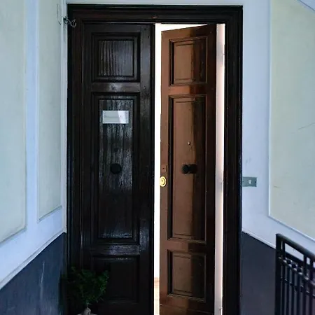 Scaramantico 2* Naples