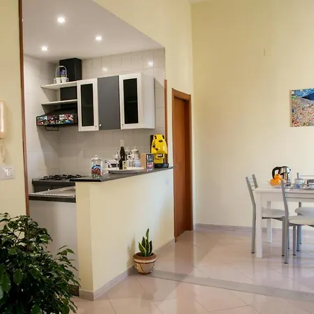 Castel Capuano Flat By Domusextra *