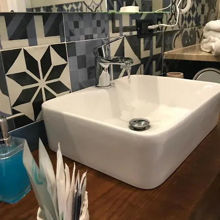 Bed & Breakfast Base Plebiscito Naples