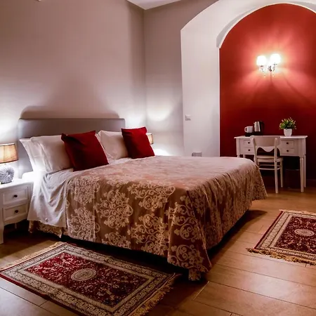Residenza Matilde * Naples