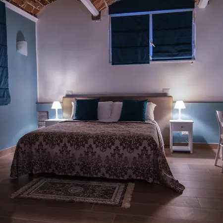 Residenza Matilde * Naples