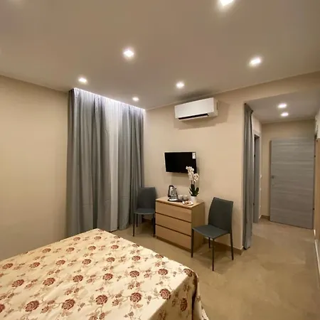 Bed & Breakfast Mdc Luxury Naples