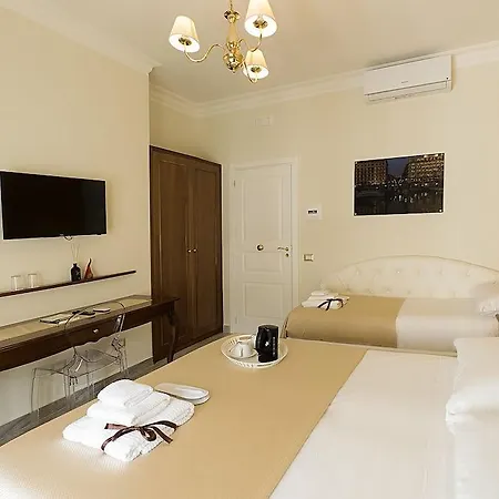 Neapolitantrips 4* Napoli