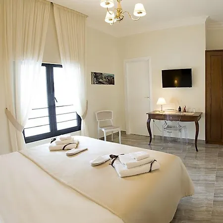 Neapolitantrips Hotel Napoli