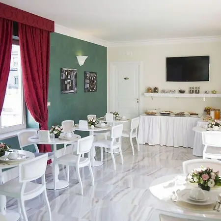 Neapolitantrips Hotel