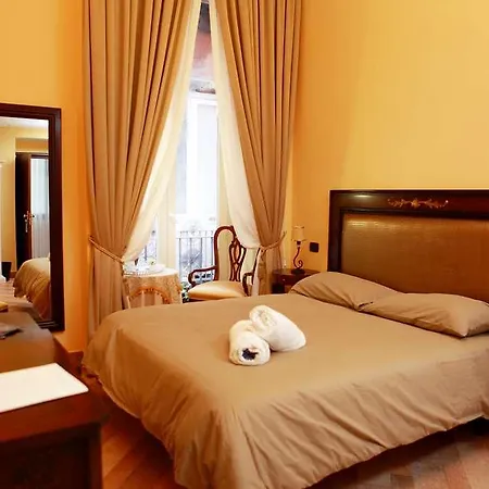 Lanfipe Palace 3* Неаполь