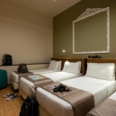 Grand Europa & Restaurant 3* Νάπολη