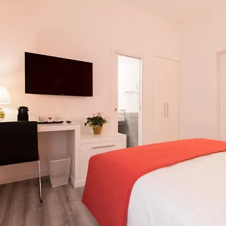 Napoliving Guest house 2*