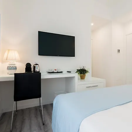 Napoliving Guest house 2*