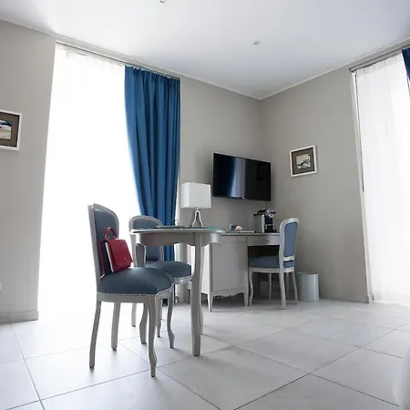 Residenza San Ferdinando Hotel 4*