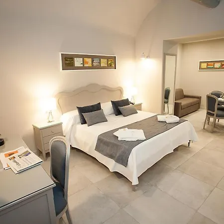 Residenza San Ferdinando 4* Napoli