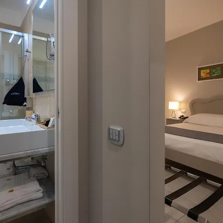 Hotel Residenza San Ferdinando 4*
