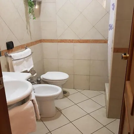 Ginevra 2 Nápoles