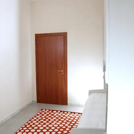 Center Naples