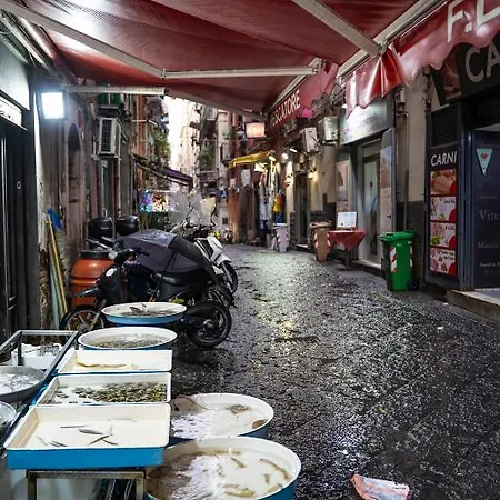 Napoli Time Bed and breakfast 3*