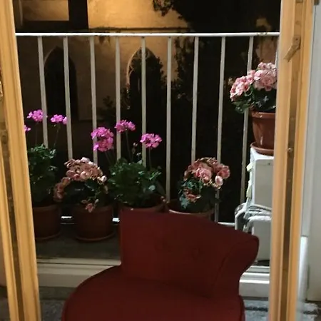 Maria Rosaria A Santa Chiara