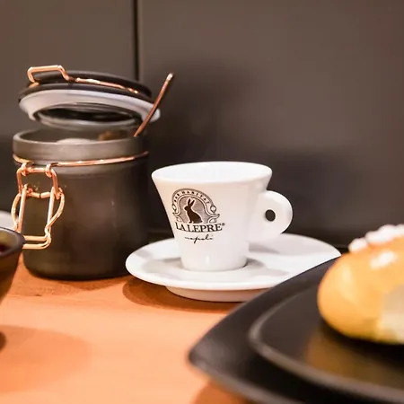 La Lepre Bed & Breakfast 2*