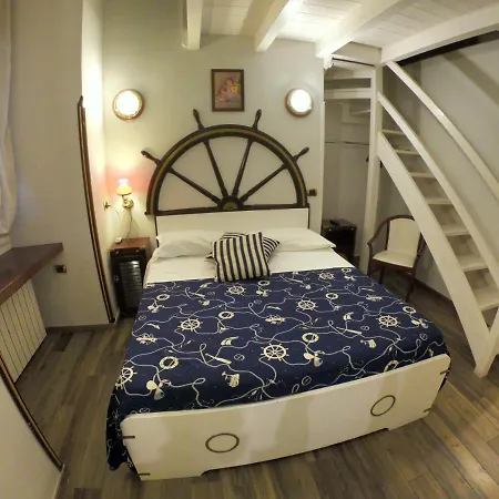 Ausonia Hotel 2*