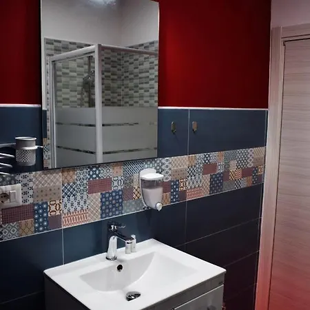 Neapolis Pie Homestay
