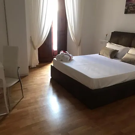 Residenza San Gennaro 2*