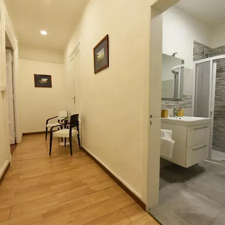Maison Toledo 210 לינה וארוחת בוקר 3*