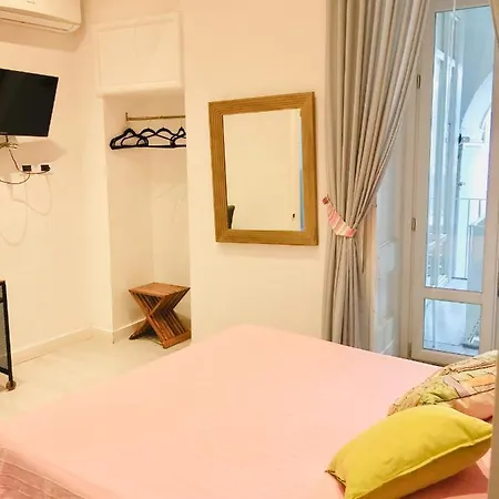 Neapolis Bellini Bed & Breakfast 2*