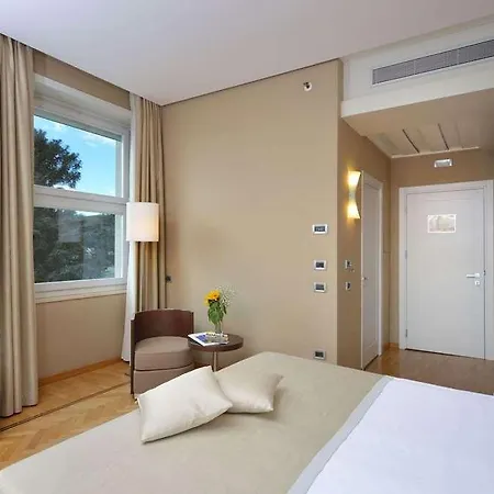 팔라조 에세드라 호텔 4*