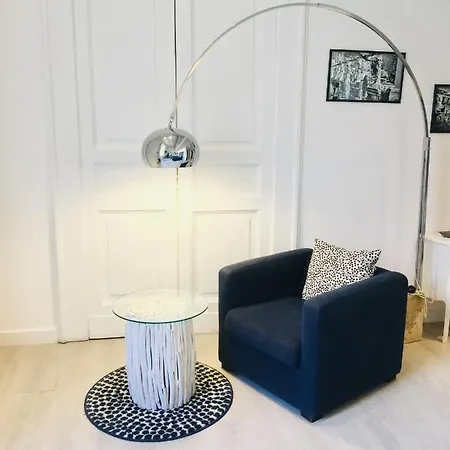 Oda ve Kahvaltı Neapolis Bellini 2*