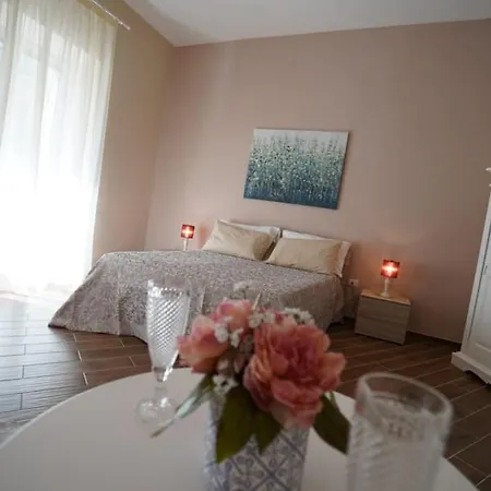 La Mimosa Oda ve Kahvaltı Napoli