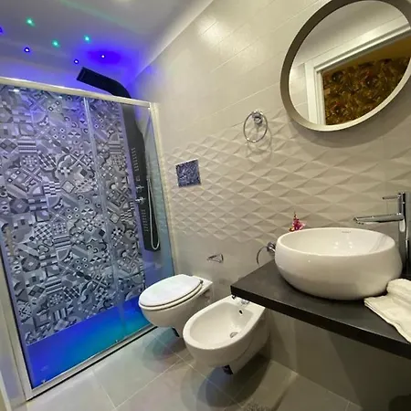 Bed & Breakfast Domus Leone Tre *