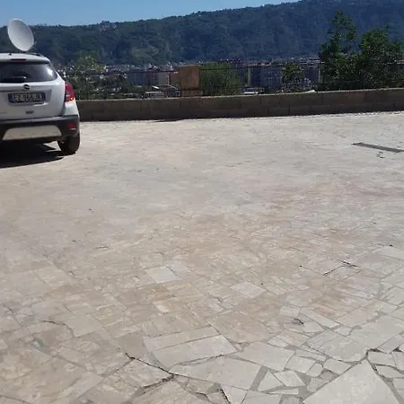 Spina * Nápoles