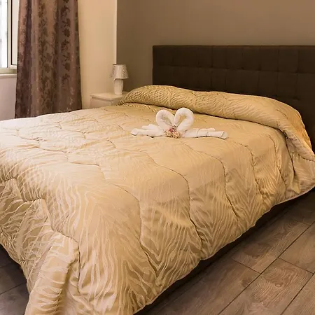 Glamour B&B Bed & Breakfast *