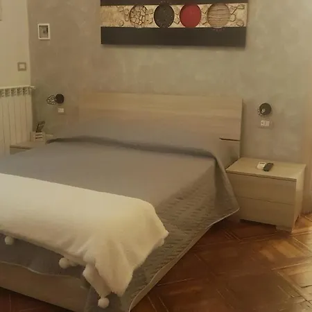 Storica * Naples