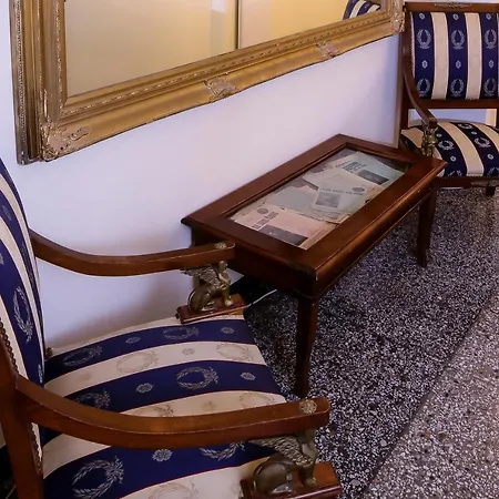 Guest house Well - Lungomare Santa Lucia Naples