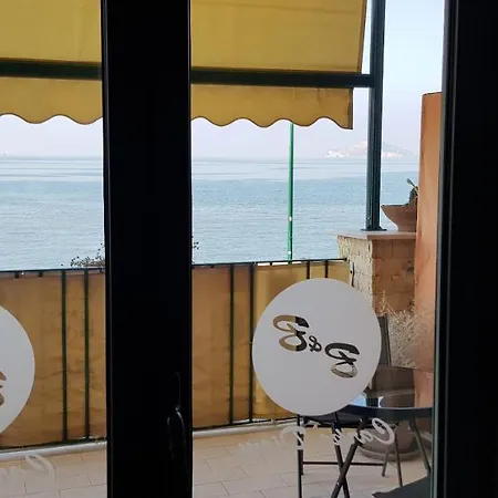 Taromy Guest house *