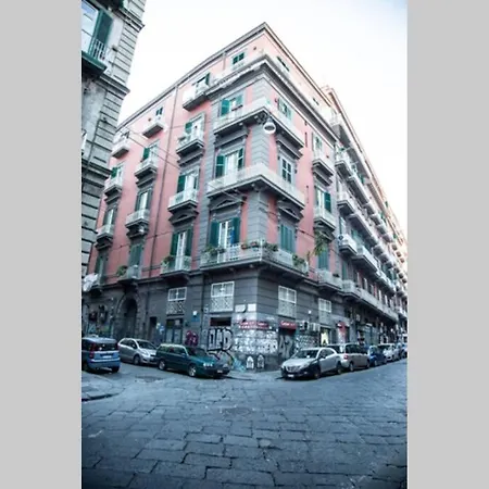 [mezzocannone-via Duomo] Casina In Centro Storico Napoli