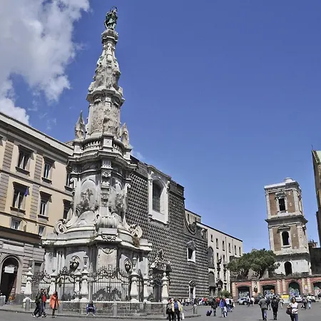 Casetta Soriano - Piazza Dante Naples