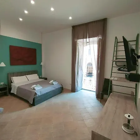 La Casa Di Halley * Neapol