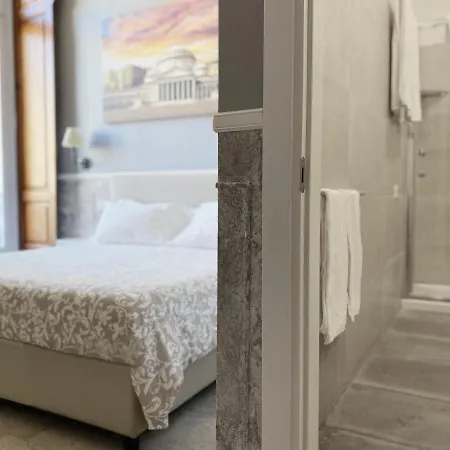 Piazza Bovio 22 Guest house