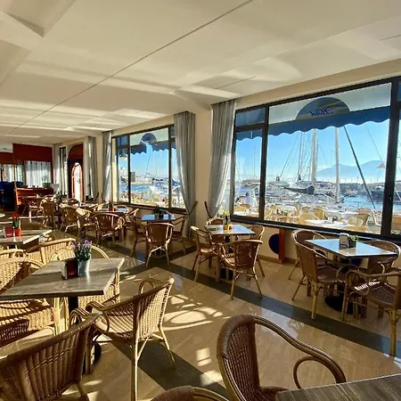 Hotel Transatlantico Naples