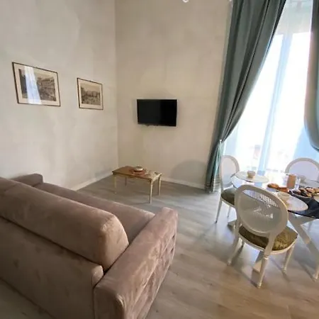 Venustasnapoli Holiday home *